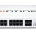 FortiGate-200F: Equipo más FortiCare Premium y FortiGuard Unified Threat Protection (UTP) | 1 Año