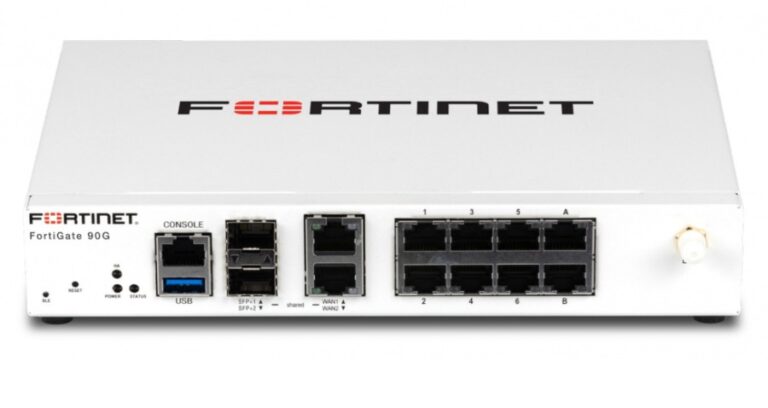 FortiGate-90G: Equipo más FortiCare Premium y FortiGuard Unified Threat Protection (UTP) | 3 Años