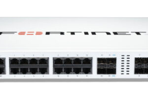 FortiGate-200F Equipo más Forticare Premium y FortiGuard Unified Threat Protection | 1 año